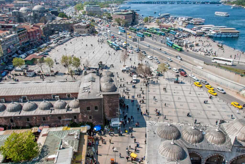 Eminönü Meydanı