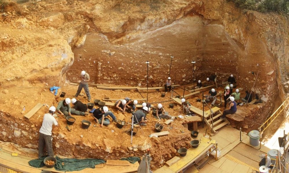 Atapuerca Mağaraları