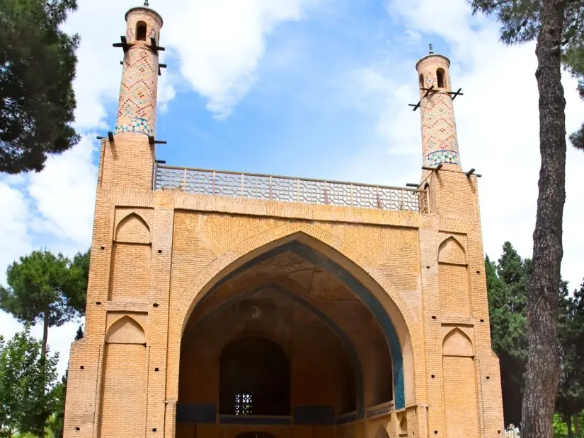 Sallanan Minare