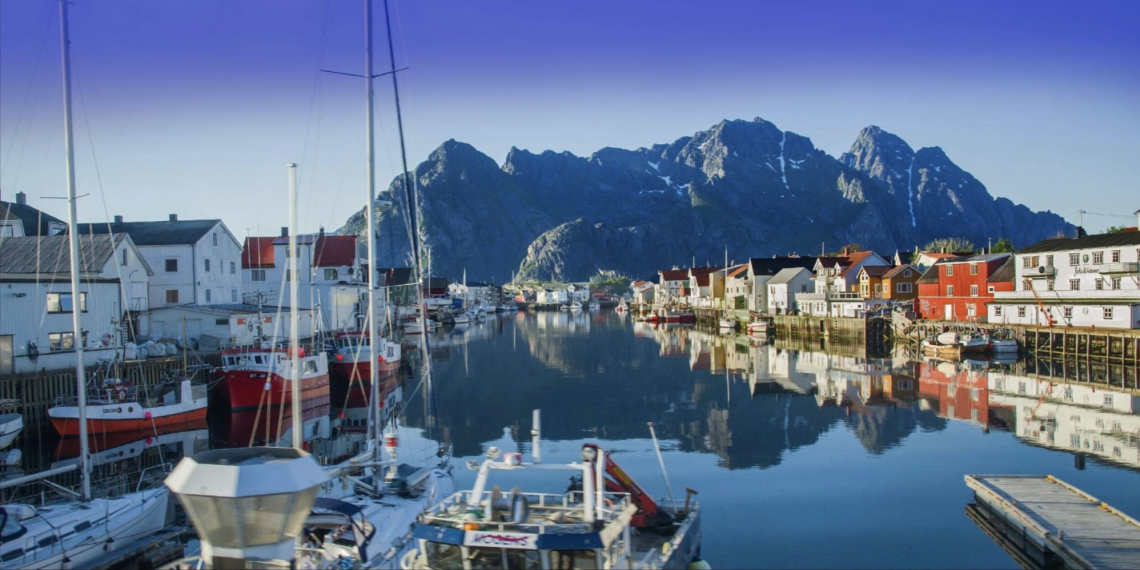 Norveç in Lofoten Adaları ndaki birbirinden sevimli balıkçı