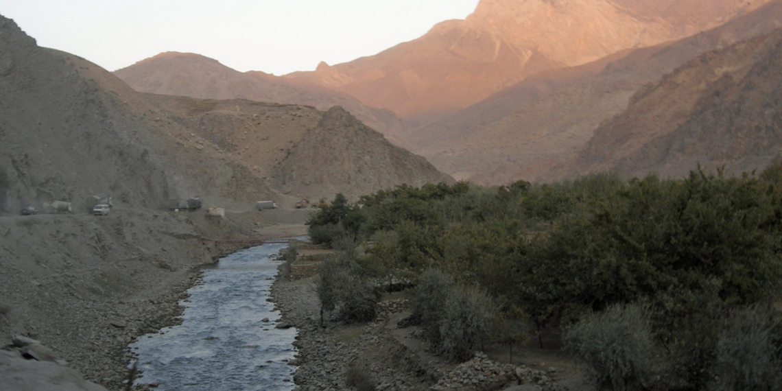 Bamiyan Afganistan da yerel yerleri keşfedin