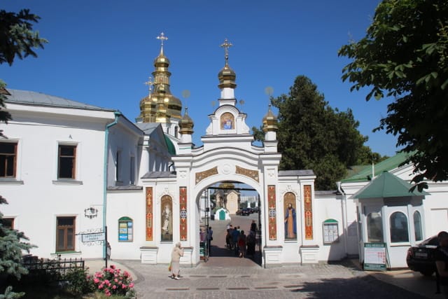 Üst Lavra ve Alt Lavra