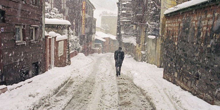 Uzak 2002