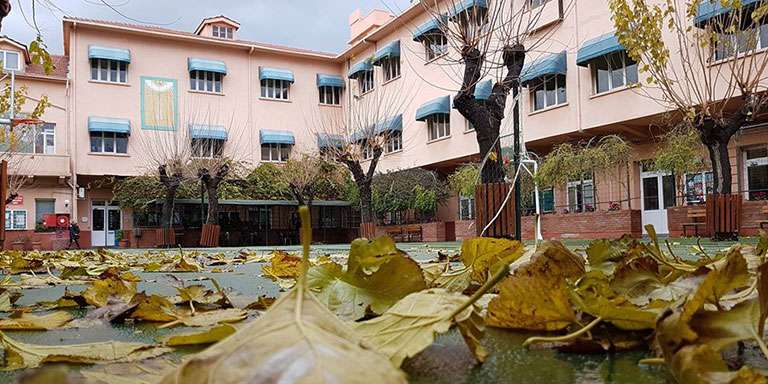 İzmir Saint Joseph Lisesi