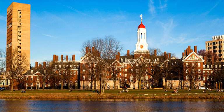 Harvard Üniversitesi