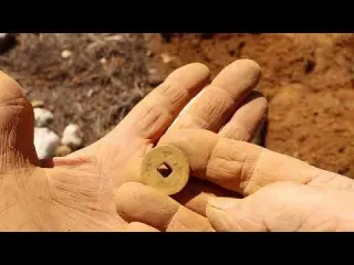 Detecting a 1880 s cabin site in a hydraulic pit