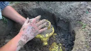 Ghost Cave Treasure Hunt Digs a box and opens it to make a