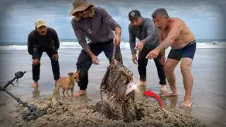 PUXAMOS UMA BOLSA ENTERRADA NA PRAIA E NÃO ACREDITAMOS NO