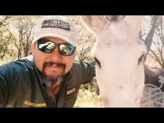 La Cueva con Señales del Pasado Relatos de un Cazador de