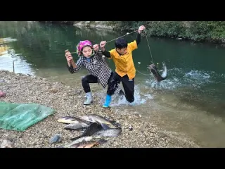 primitive fishing methods catching giant catfish for sale