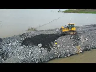 Amazing Projection Stone Operating Dozer Truck Dump 24Ton