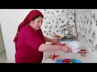 BULGUR PİLAVI KIZILCIK ŞURUBU GÜZEL BİR YER SOFRASI