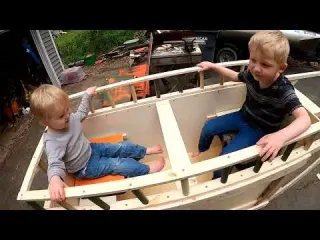 Hiking Camping in 2 Man Camper Handcart with Bunk Beds