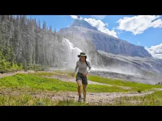 The Berg Lake Trail