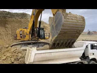 Minutes of Heavy Equipment Power Excavators Heavy