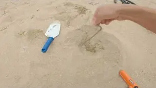 海水浴場で金属探知機使ってみたら大収穫だった 2 トレジャーハンター 宝探し