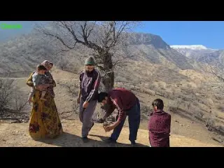 The real life of a nomadic family in the heart of the