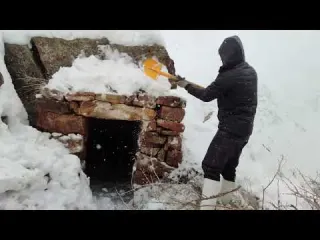 Building a safe and sturdy shelter from rocks Battling