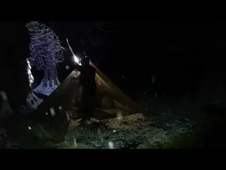 Overnight camping in heavy snow and fog Surviving at an