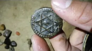 Treasure Hunters Treasure Box Opening Moment