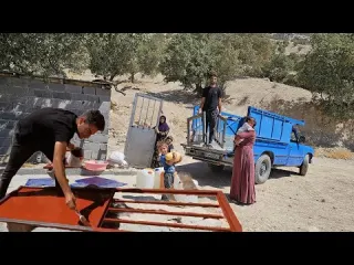 Uncle Jesus comes to help the family
