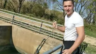 VRAIMENT INCROYABLE DE TROUVER ÇA DANS L EAU A LA PECHE A L