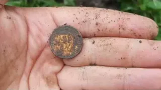 Hledání u starého zámku Pořádná nálož mincí