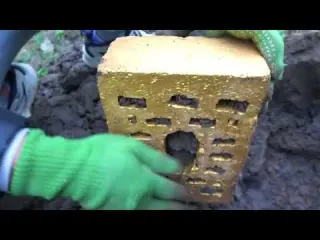 I found the treasure cave in the cliff while I was digging