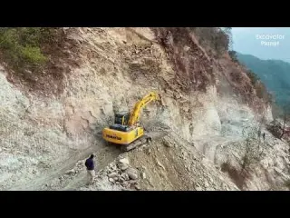 Extreme Risky Mountain Road Building with Hyundai Excavator