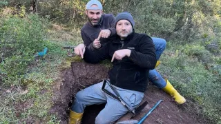 Mezardan Gelen Hazine Sesleri Definecileri Çıldırtıyor