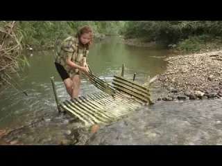 Fishing Techniques build a fishing net system on a small