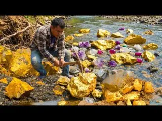 Unbelievable Found expensive gold and gemstones at riverside