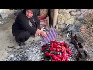 KÖZ PATLICAN KÖZ BİBERLİ İNANILMAZ KIŞLIK SALATA İÇİN