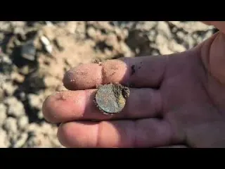 A lagoa secou que está escondido debaixo do Barro filmes