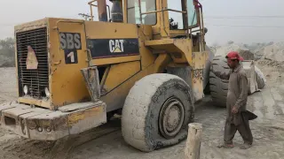 Caterpillar Loader Emergency Repair in the Mountains