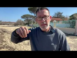 Très belle découverte sur la plage détection de métaux