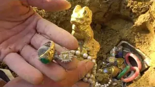 Hunting Treasures Beneath the Caribbean Sea