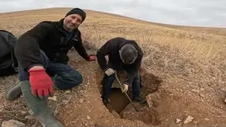 Ölümcül Tuzağın Altındaki Mezara Define Aramaya Giriyoruz