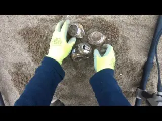 Mins of Metal Detecting Can Spill