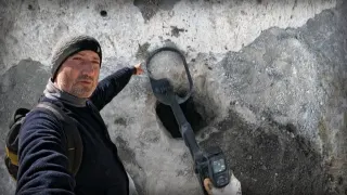 Tarihi Eser Altın Hazine Çıkarınca Metrede Defineci