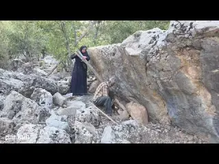 Survival Challenge in the Zagros Rebuilding a Stone Cave