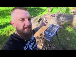 Hunting Australia s Richest Creek 1 000 in Gold Recovered