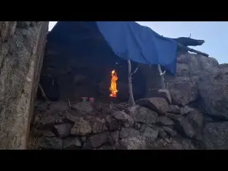 Surviving in Extreme Cold Building an Emergency Shelter in