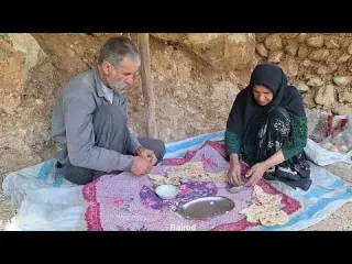 Nomadic mountain kitchen making a wooden door using simple