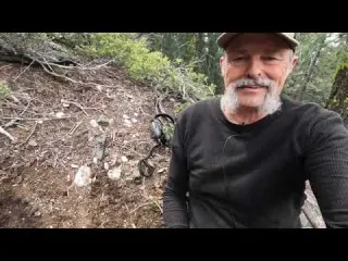 Detecting for gold nuggets in a old hydraulic pit