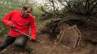 Höyük Mezarın İçi Define Dolu Dedektör Çıldırdı Açıyoruz