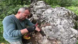 Kapağın Altındaki Oymadan Çıkan Define Kasası