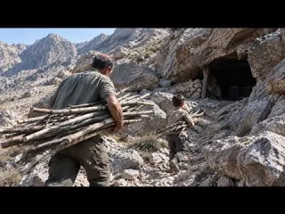 Constructing a sturdy fortress and traditional bows and