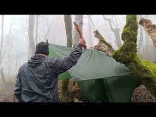 Camping at an altitude of 1000 meters Fog storm camping in