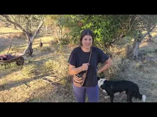 Nos toca doblar el lomo de sol a sol vamos a parar al café